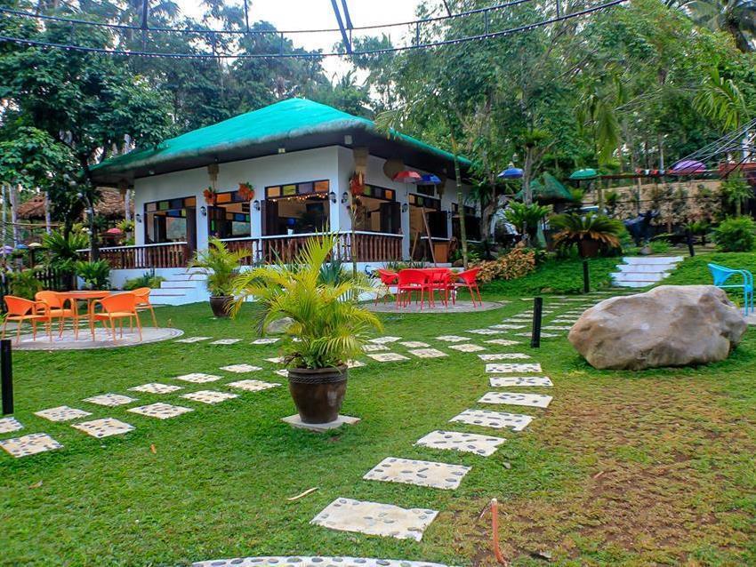 Samkara Restaurant And Garden Resort Lucban Esterno foto