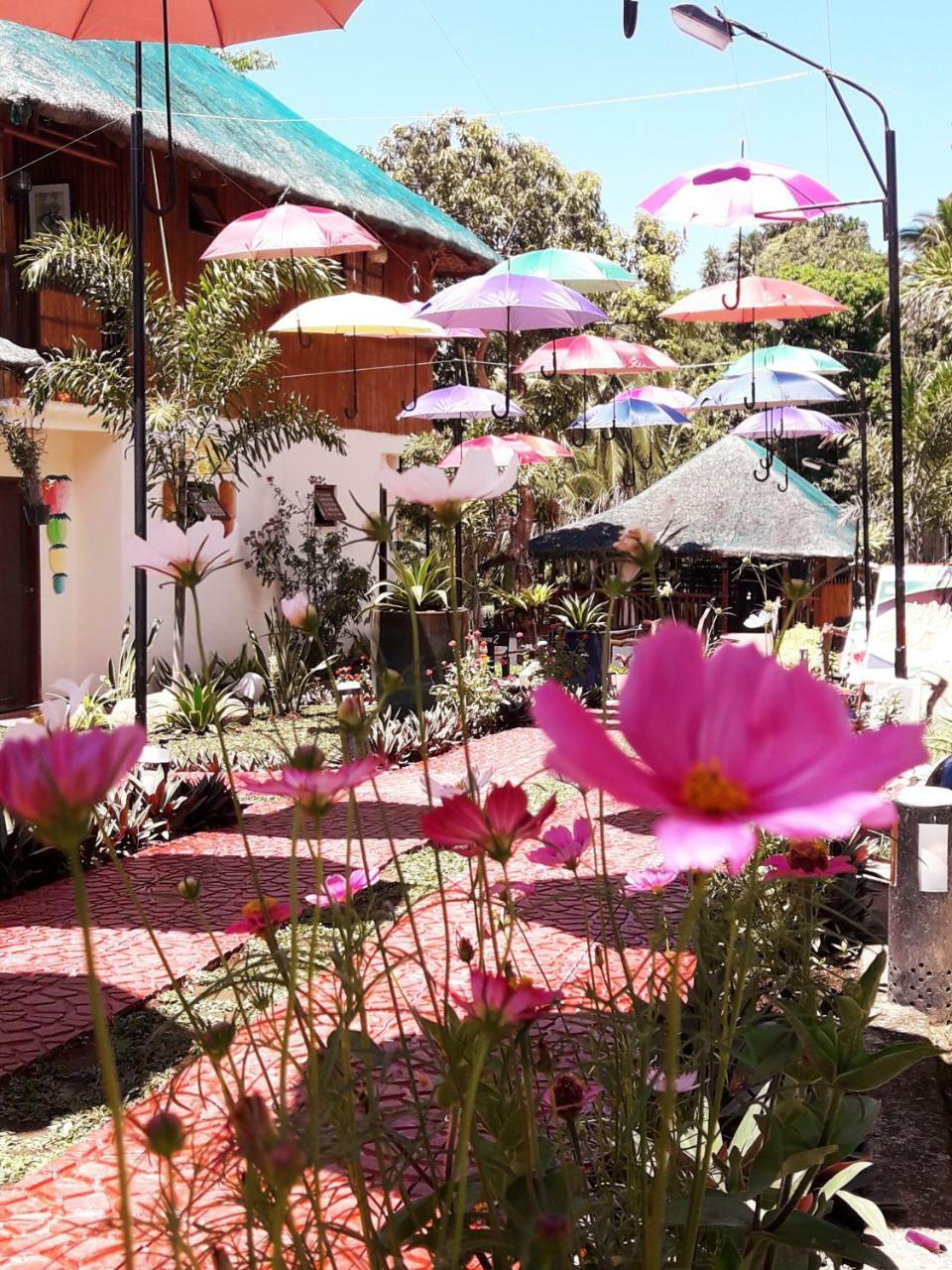Samkara Restaurant And Garden Resort Lucban Esterno foto